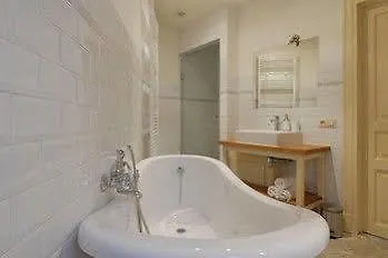 Apartament Traditional Modern Centre
