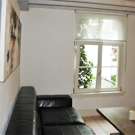 Traditional Modern Centre Apartament